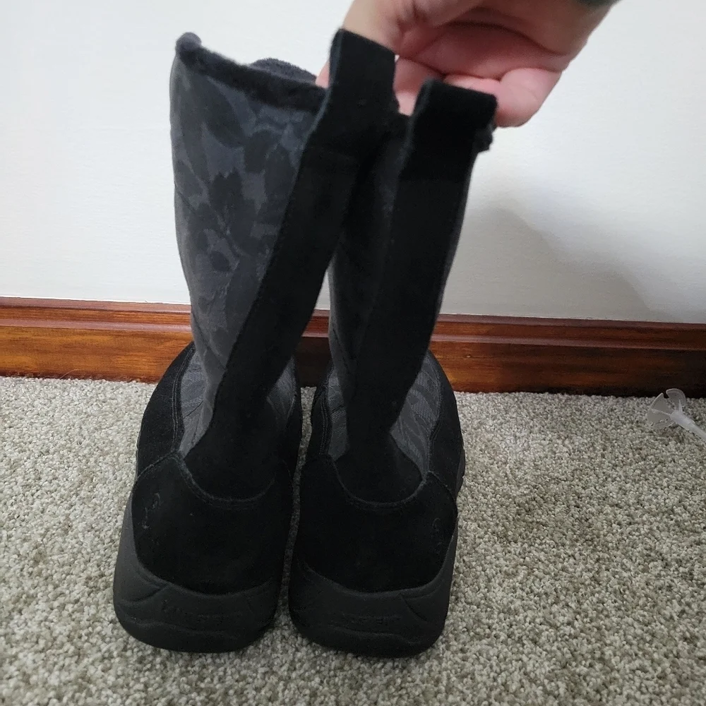 Women's Lands End Black Snow Boots, Size 7